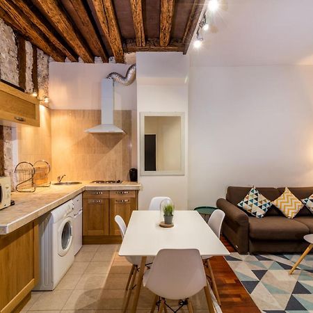 New Chic Flat : Le Marais - Place Des Vosges Paris Luaran gambar